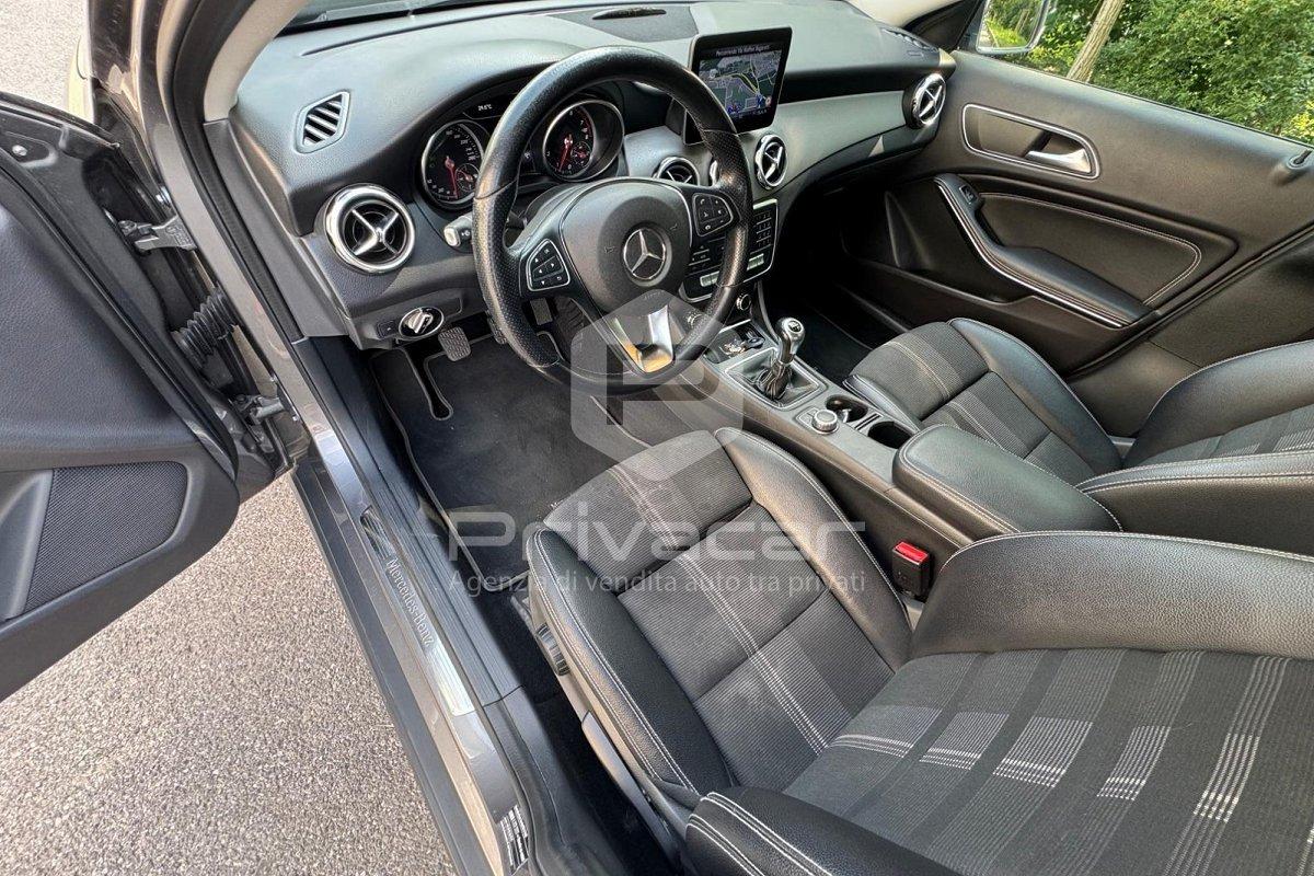 MERCEDES GLA 180 Sport