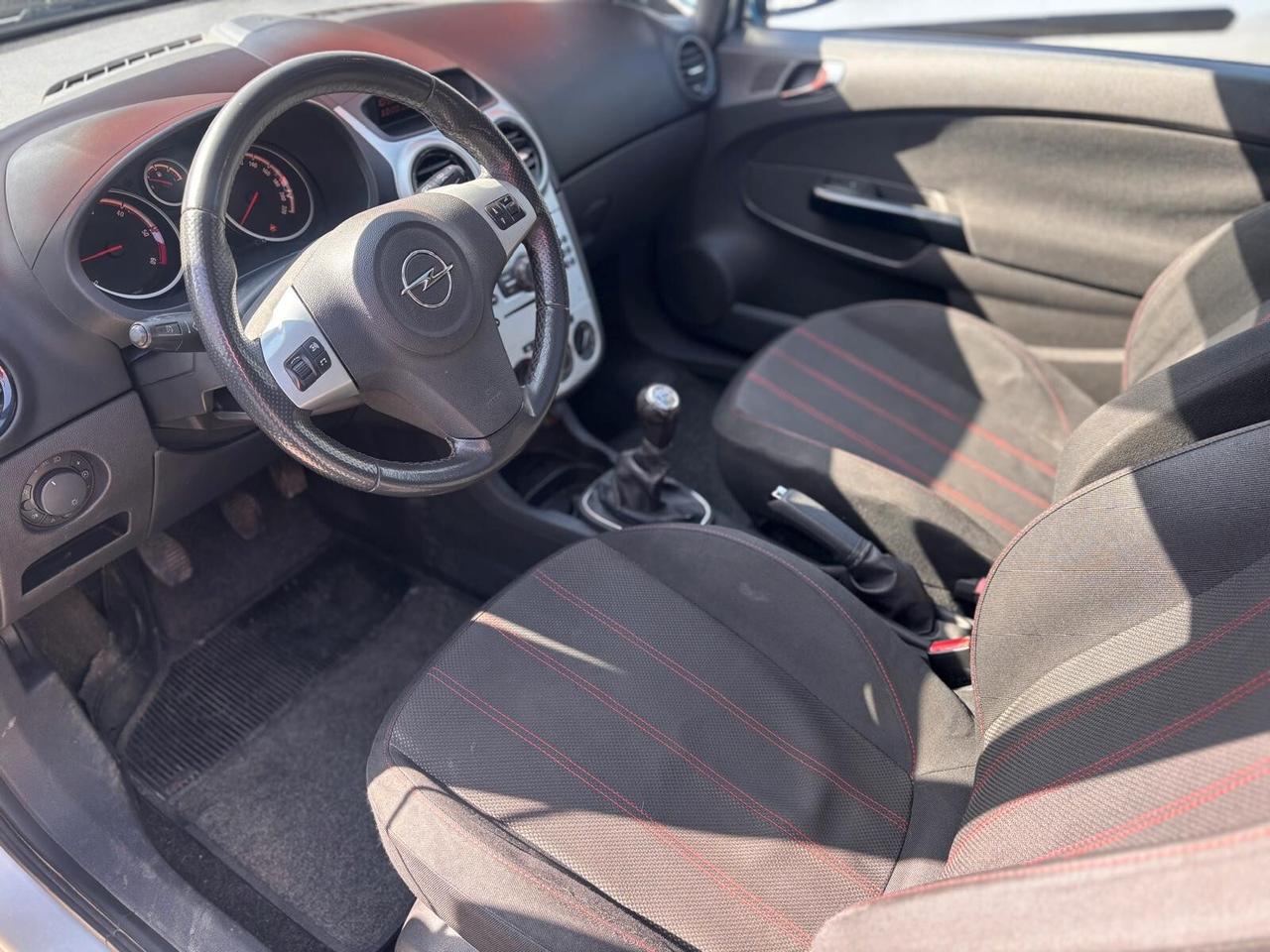 Opel Corsa 1.3 CDTI 3 porte / consumi bassi