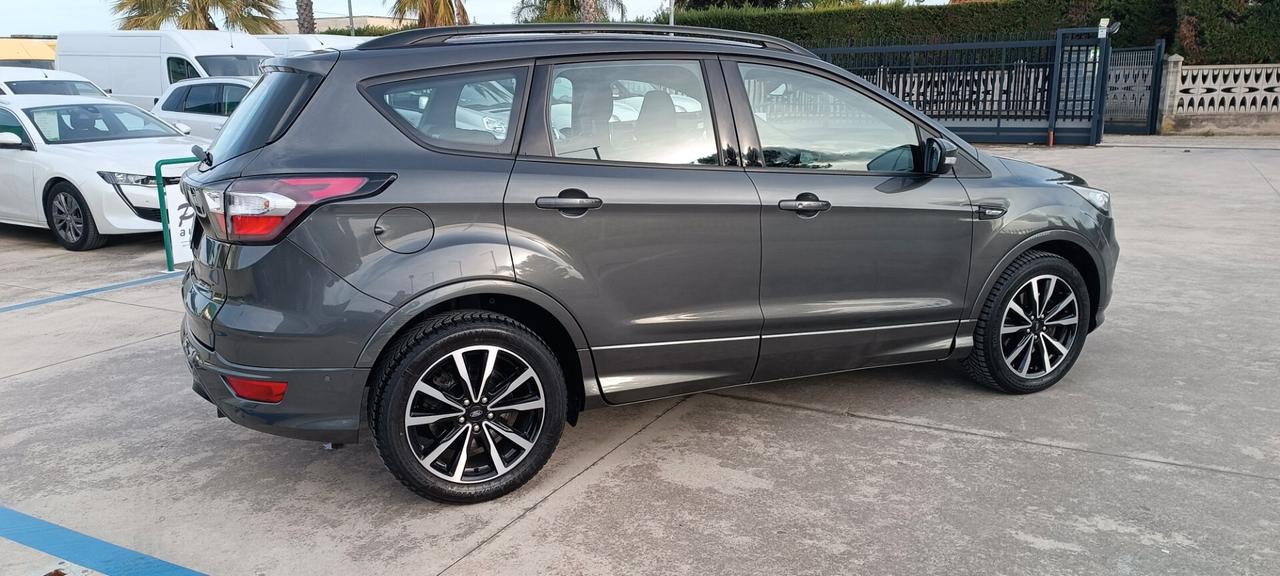 Ford Kuga 2.0 TDCI 120 CV S&S 2WD ST-Line