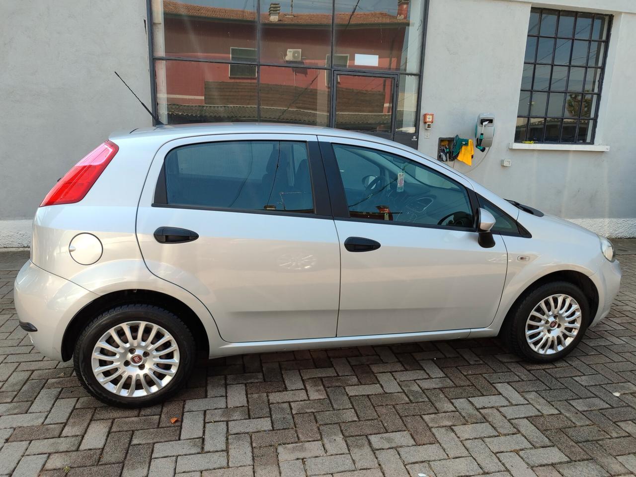 Fiat Punto 1.4 8V 5 porte Easypower Street