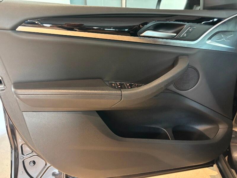 BMW X3 (G01/F97) X3 sDrive18d 48V