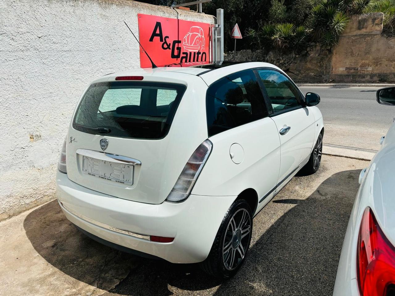 Lancia Ypsilon 1.2 69 CV Elle