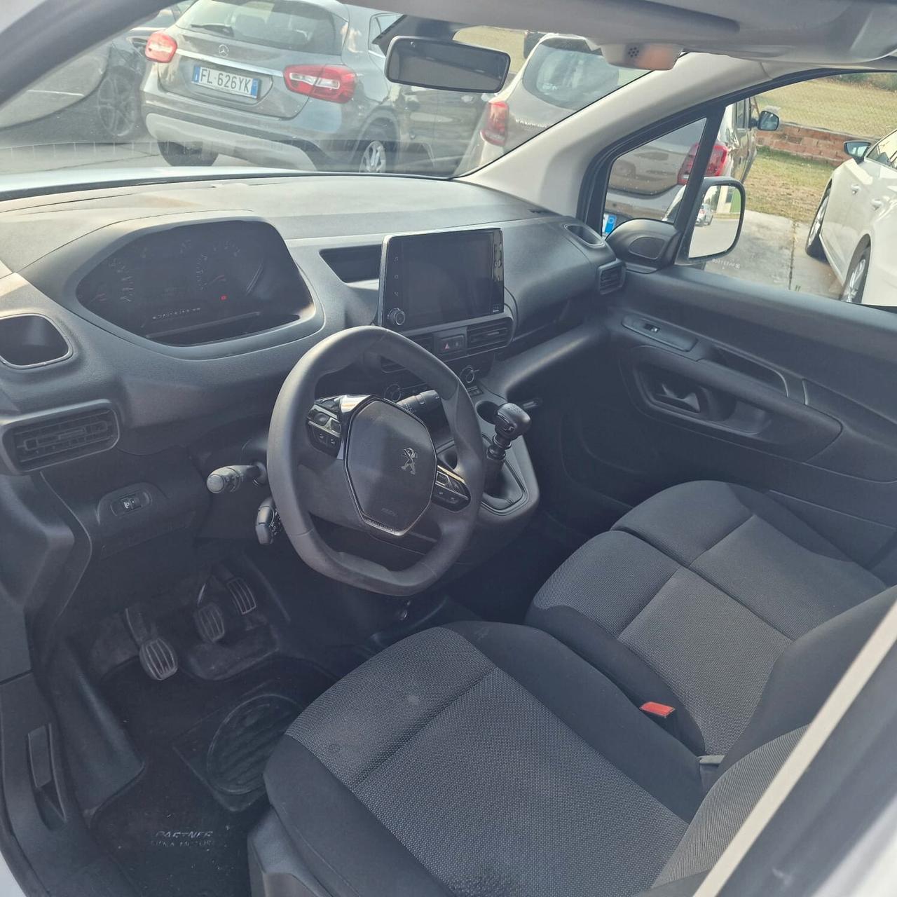 Peugeot Partner BlueHDi 100 S&S PL Furgone Premium 3 POSTI A SEDERE PREZZO IVA ESCLUSA