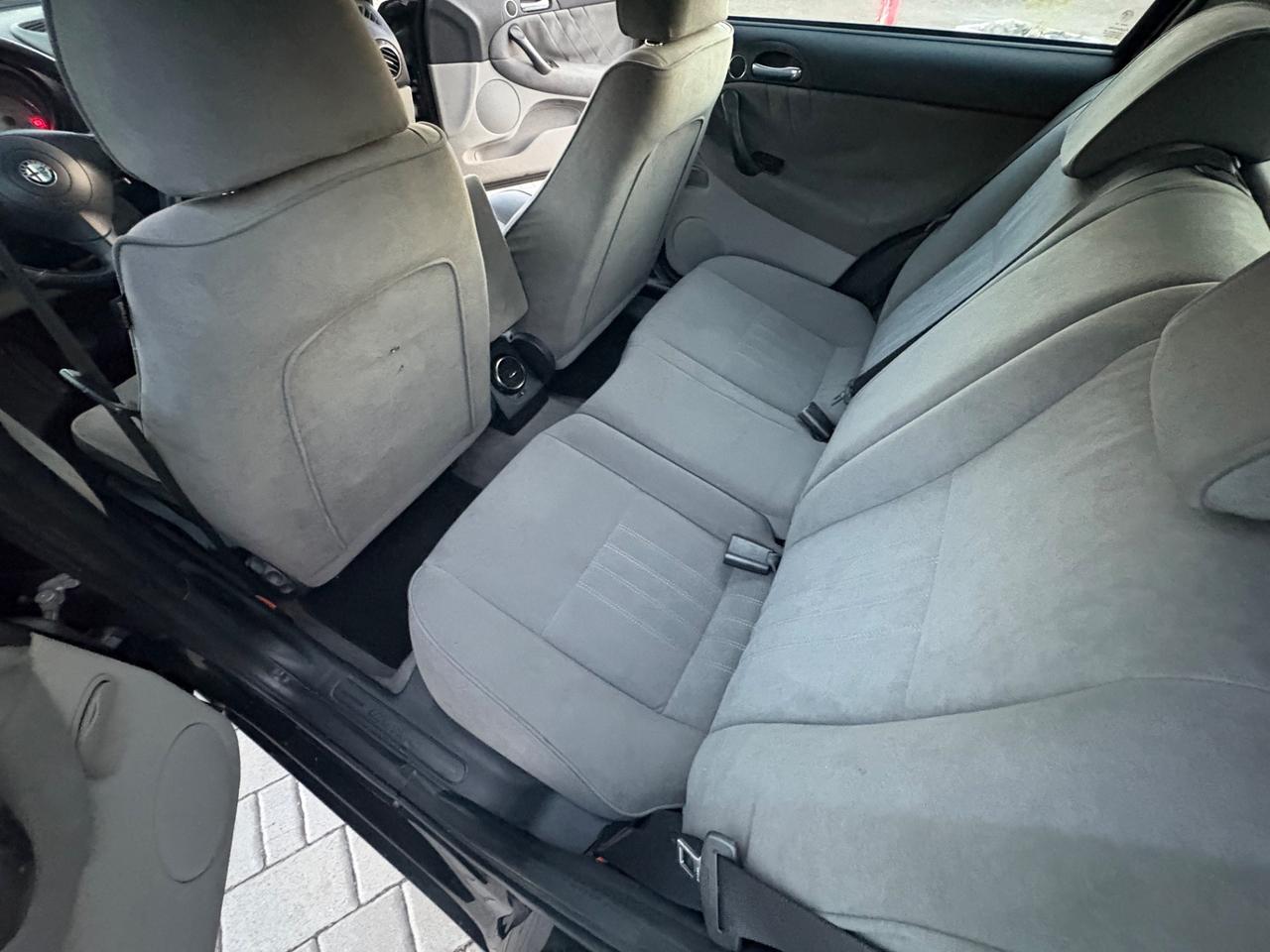 Alfa Romeo 147 1.9 JTD (120) 5 porte Progression