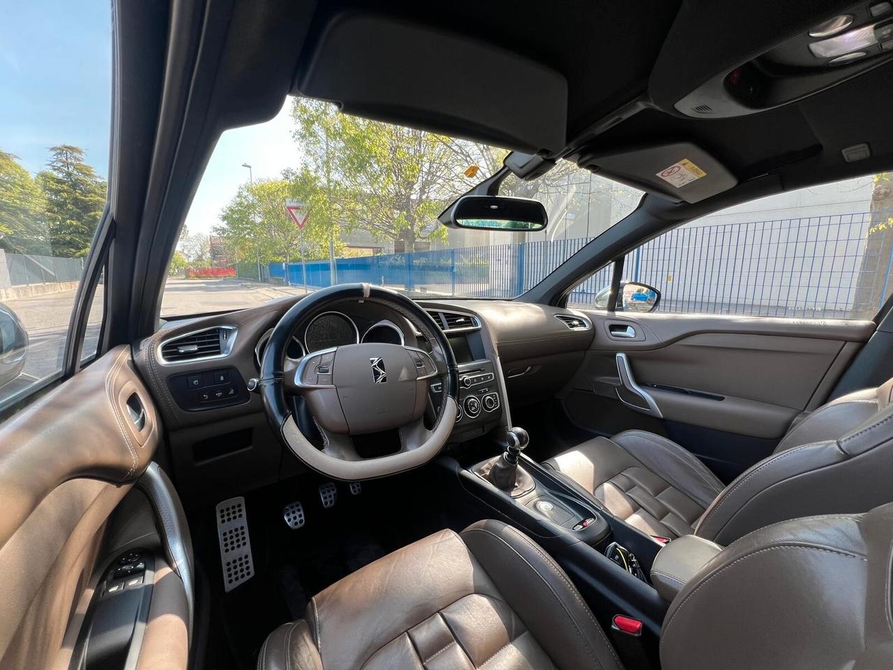 DS4 Crossback BlueHDi 120 S&S Sport Chic