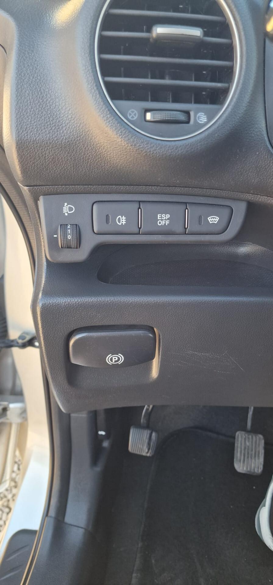 Kia Carens 2.0 16V CRDi VGT EX Class