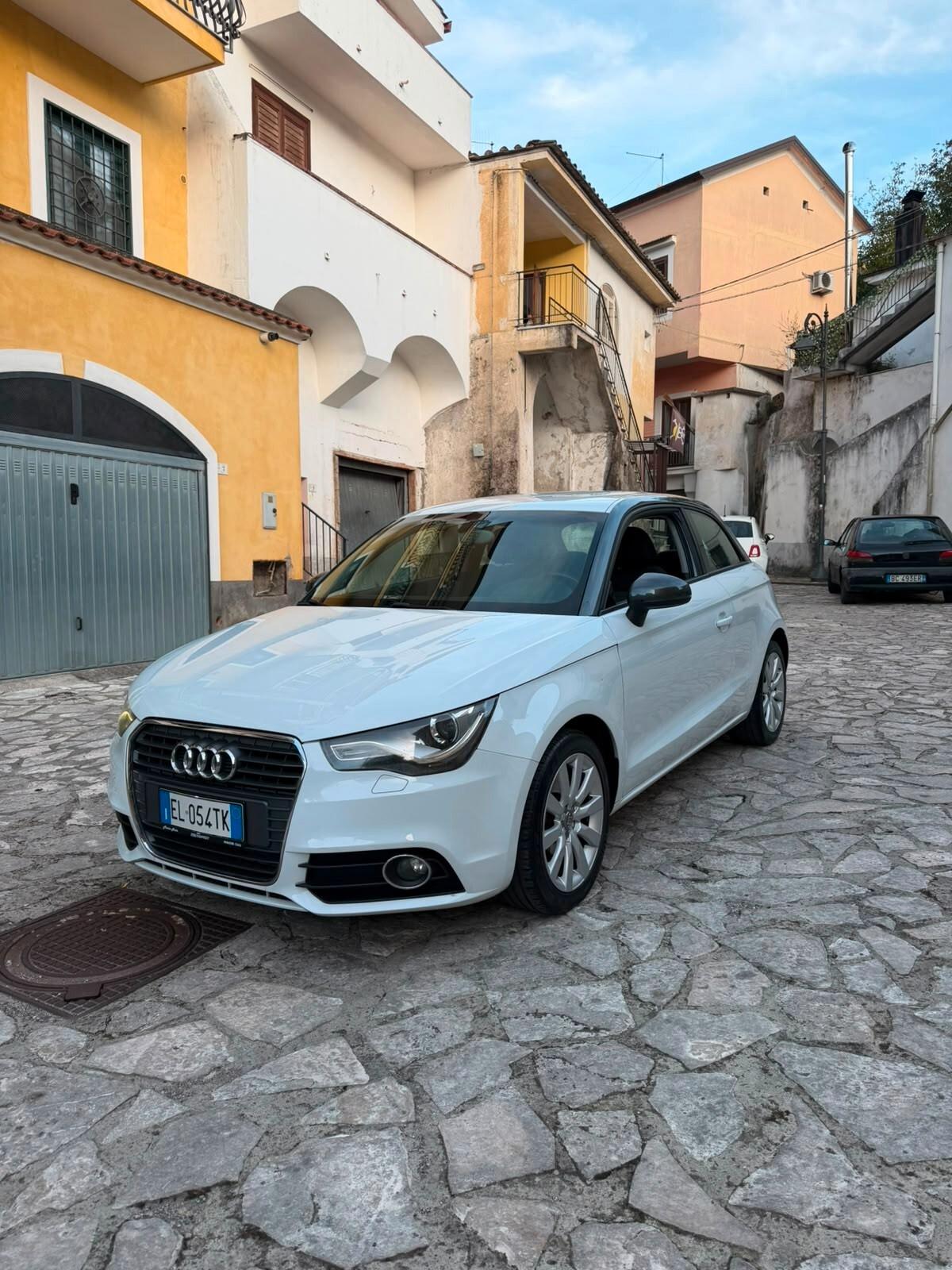 Audi A1 1.6 TDI 105 CV Attraction