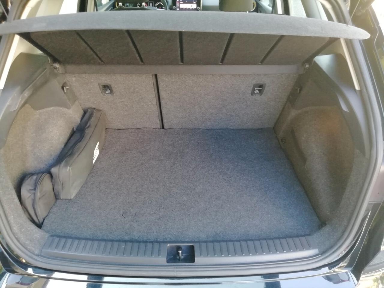 Seat Arona 1.0 TGI Style Fari LED "UNICO PROPPRIETARIO"