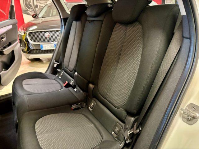 BMW 218 i Active Tourer AUTOMATICA - OK NEOPATENTATO