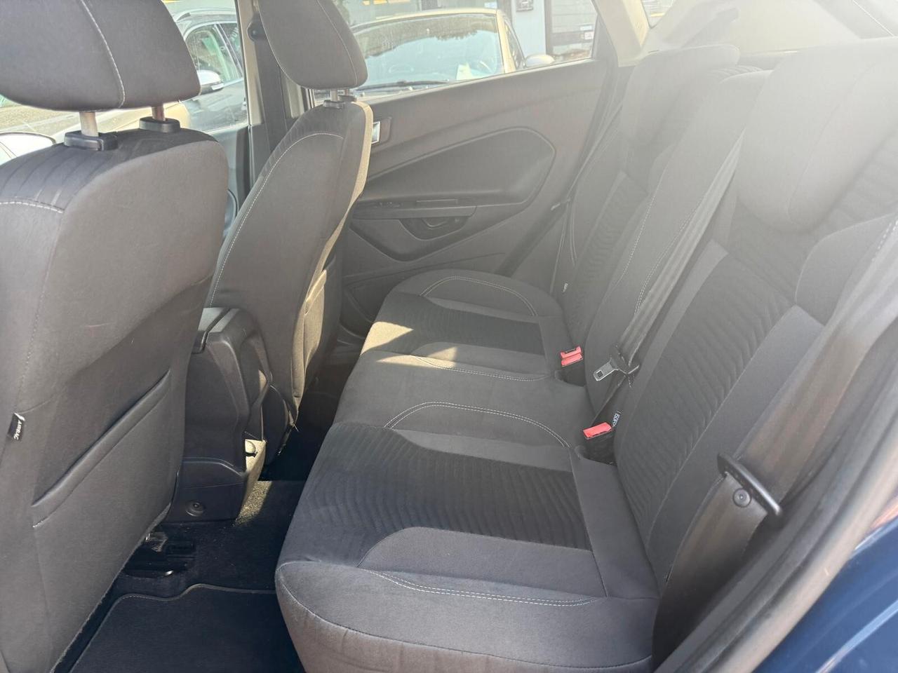 Ford Fiesta 1.5 TDCi 75CV 5 porte Titanium