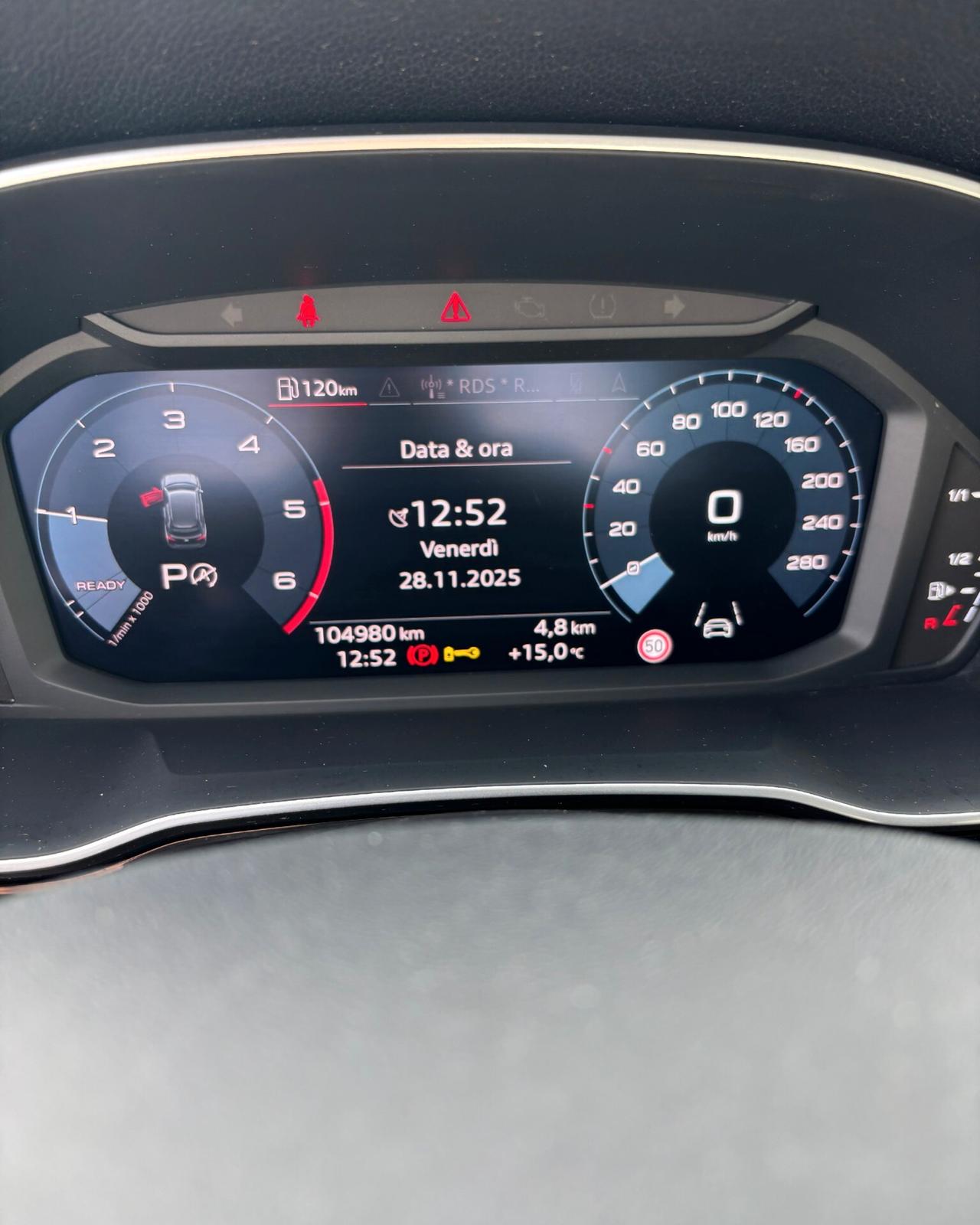 Audi Q3 35 TDI S tronic Business