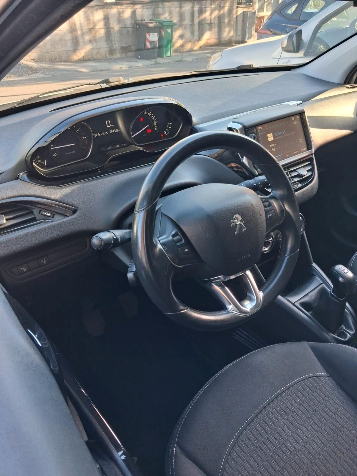 Peugeot 108 PureTech 82 5 porte Allure TOP!