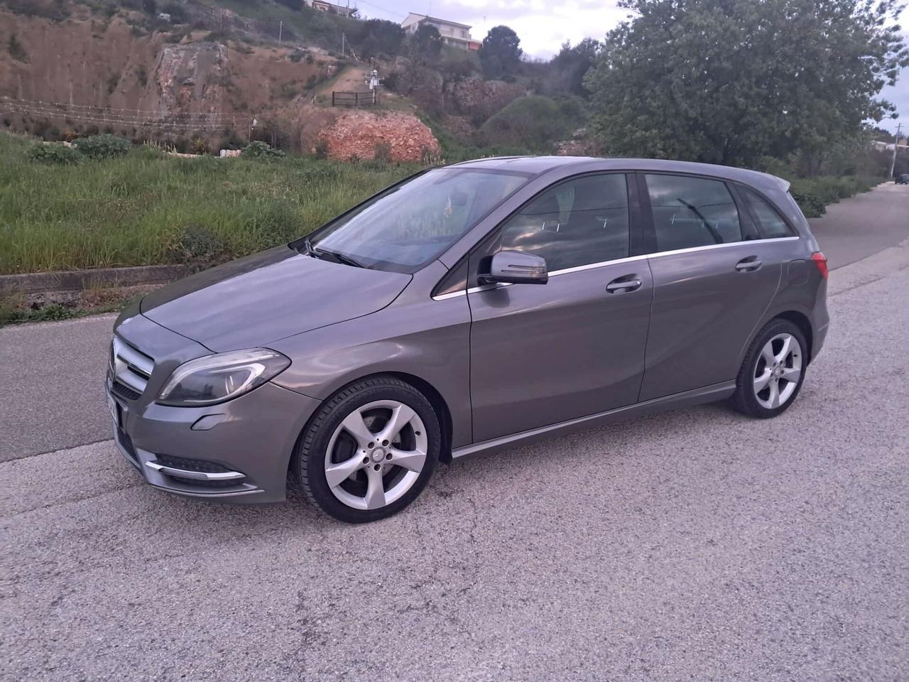 Mercedes-benz B 180 CDI BlueEFFICIENCY Premium