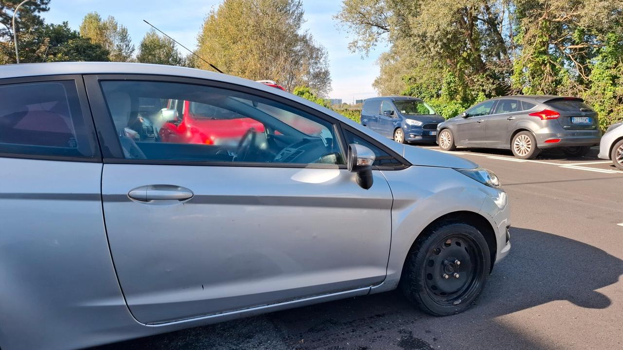 Ford Fiesta 1.5 TDCi 75CV 3 porte