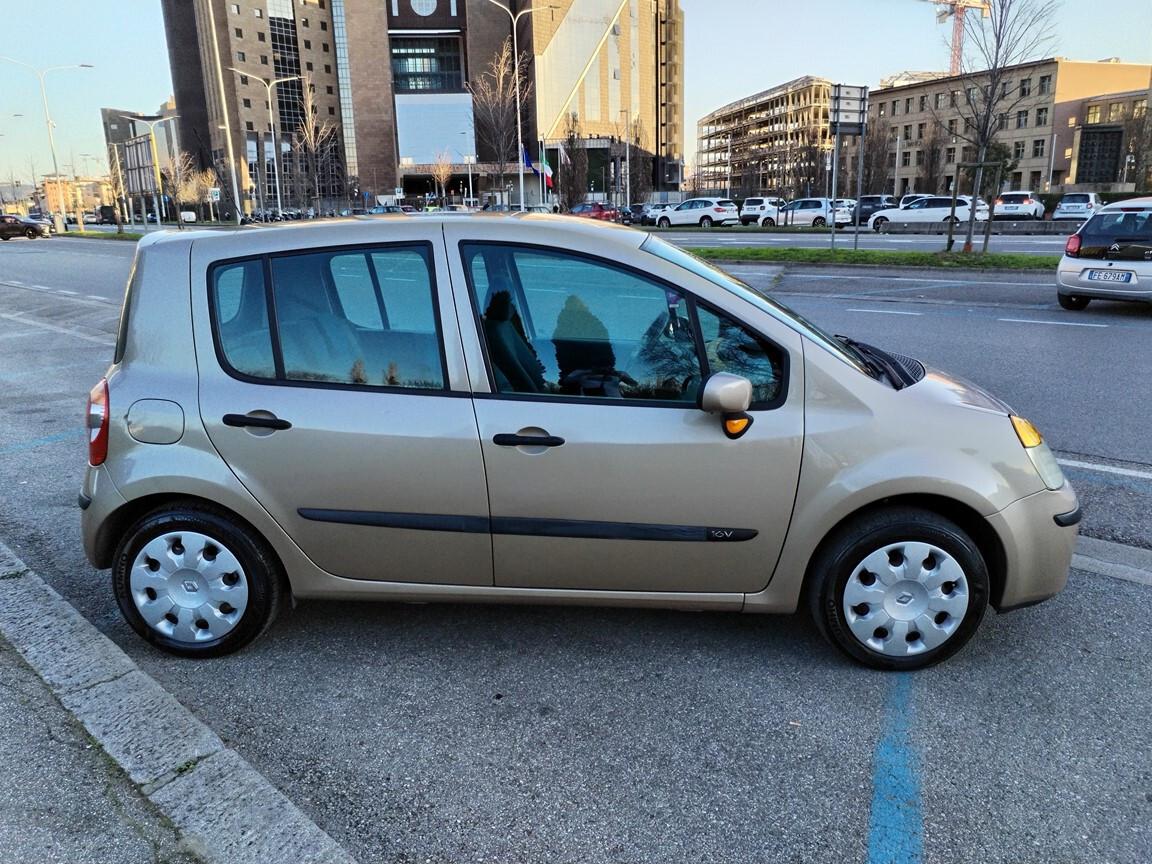 Renault Modus 1.2 16V Confort 63000KM MANUTENZIONI FATTE