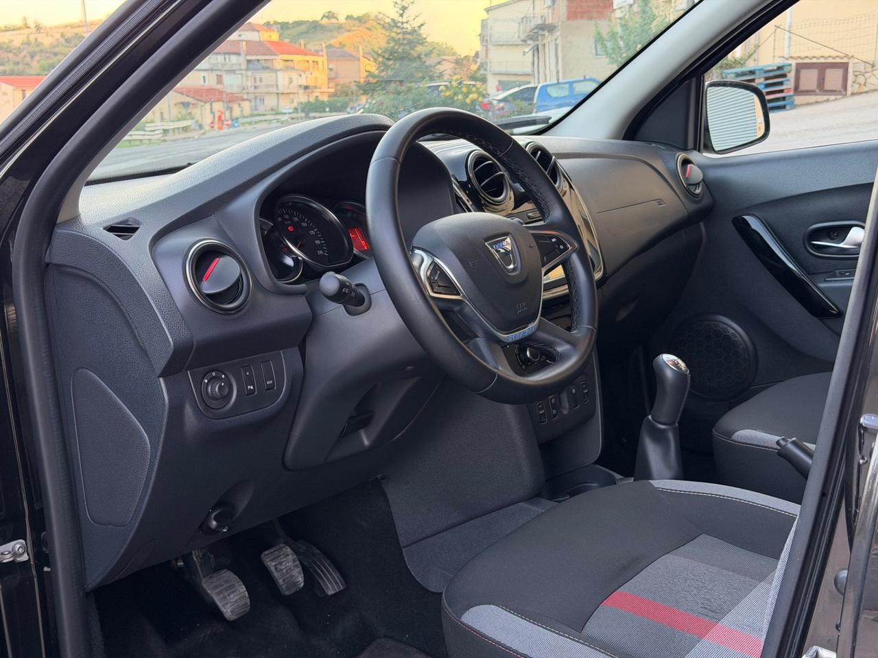 Dacia Sandero Stepway 0.9 TCe 90 CV Techroad
