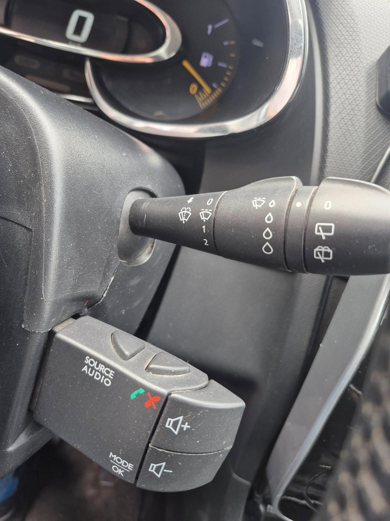 Renault Clio 1.5 dCi 8V 75CV 5 porte Live