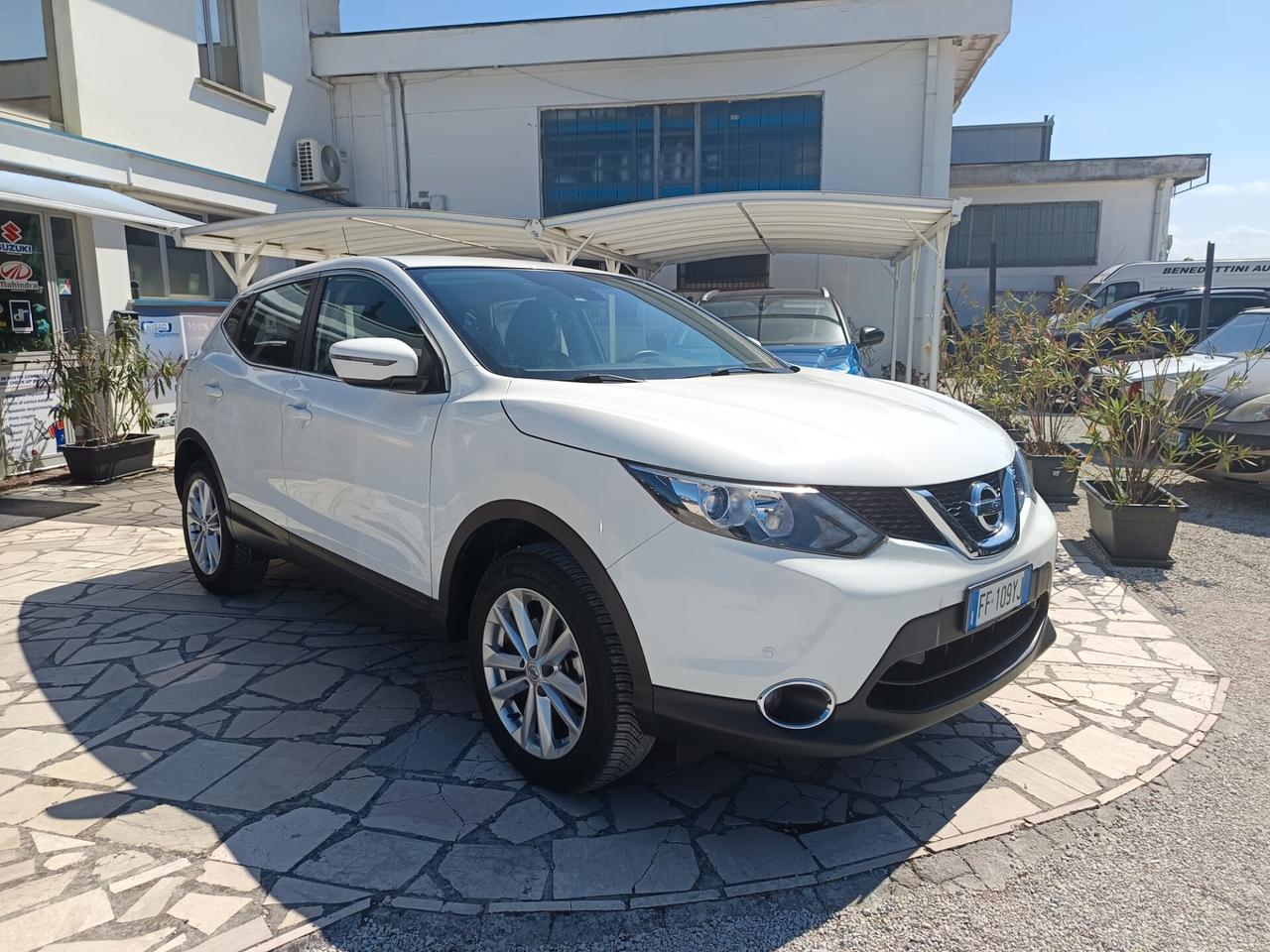 Nissan Qashqai 1.5 dCi Pari al Nuovo * Tua a 208€ Mese