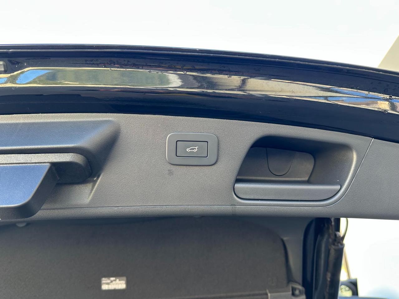 Jaguar E-Pace 2.0d i4 mhev R-Dynamic Black awd 163cv auto