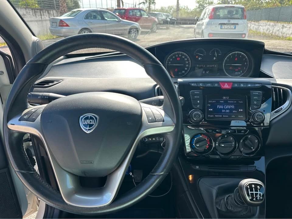 Lancia Ypsilon 1.0 FireFly 5 porte S&S Hybrid Ecochic Gold 2021
