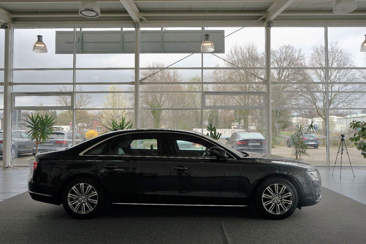 AUDI A8 Audi A8 L 4.0 v8 FSI Quattro Tiptronic BLI