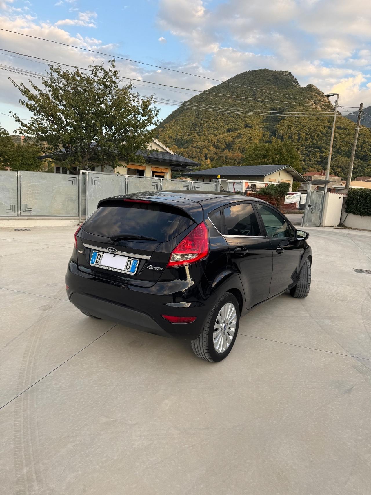 Ford Fiesta 1.4 TDCi 5p. Titanium