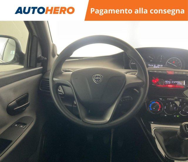 LANCIA Ypsilon 1.2 69 CV 5 porte Silver