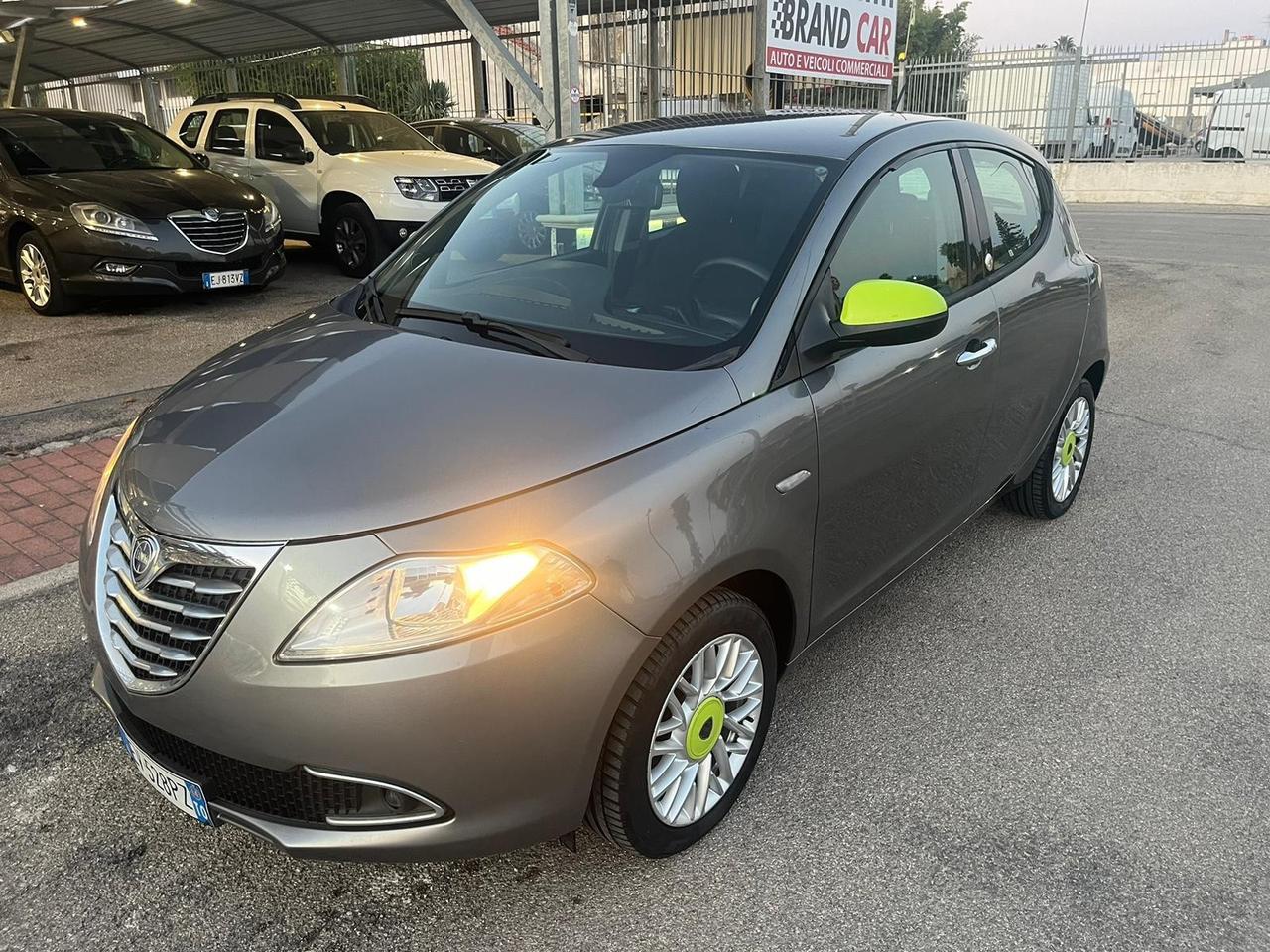 Lancia Ypsilon 1.2 69 CV 5 porte GPL Ecochic 2014