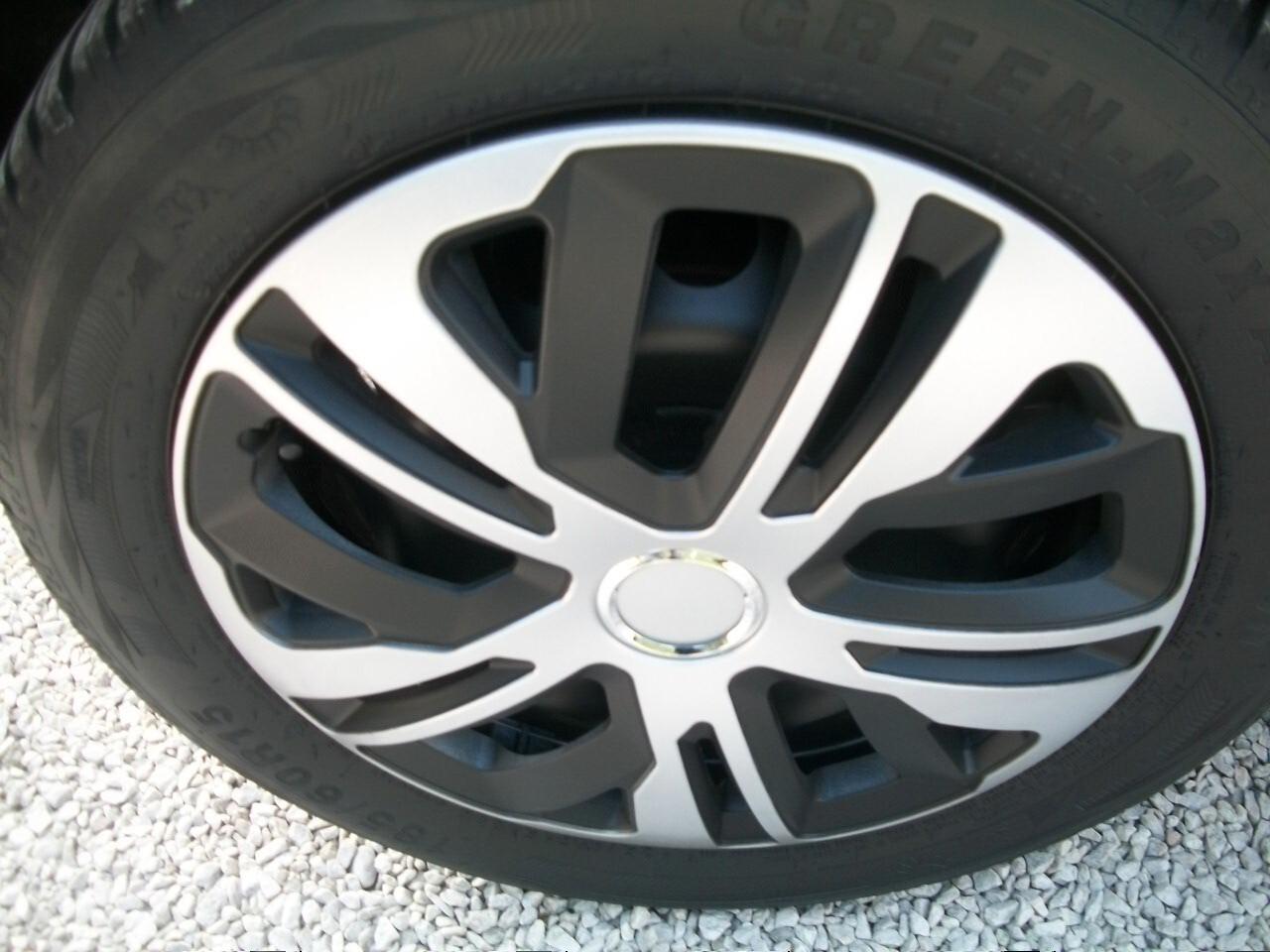 Smart ForFour 70 1.0 Passion cc999 euro 06 benzina 05 porte si neopatentati garanzia un anno km 102898 taliandati bi colore28