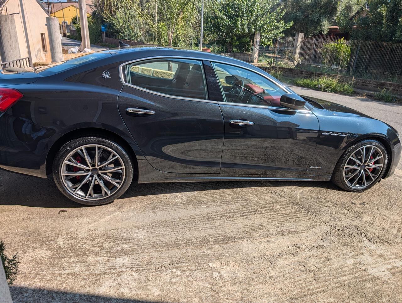 Maserati Ghibli V6 Diesel Gransport