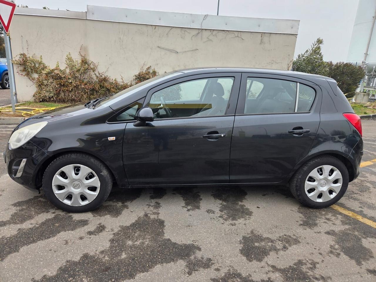 Opel Corsa 1.0 12V 5 porte Edition