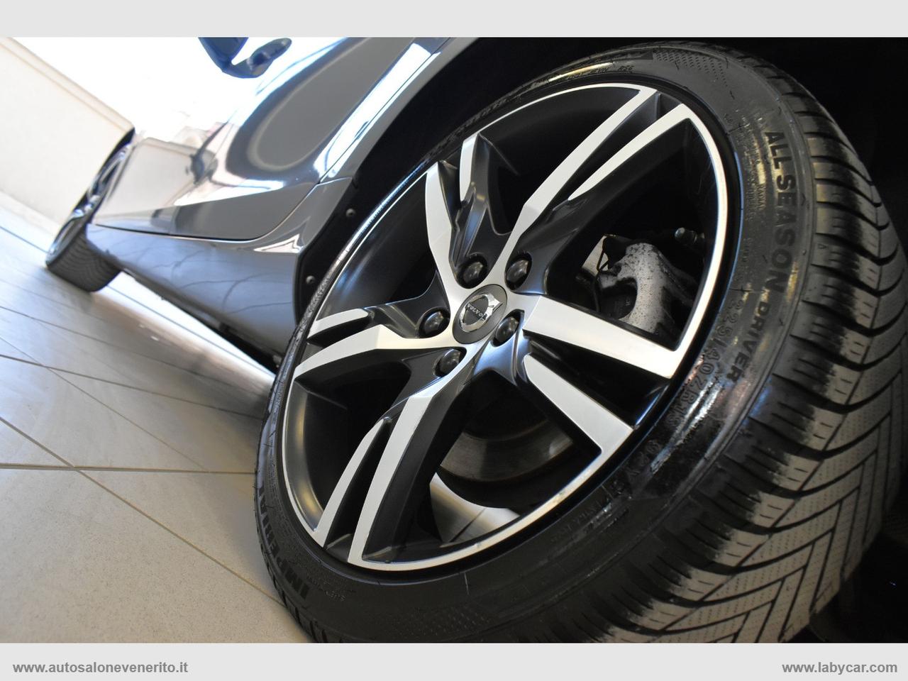 VOLVO V40 D2 1.6 Summum