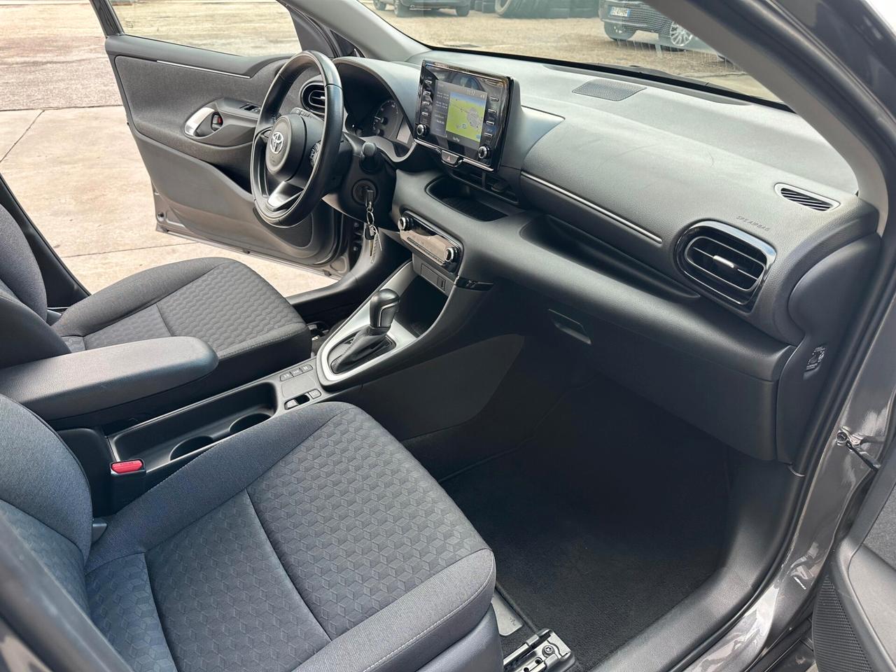 Toyota Yaris 1.5 Hybrid 5 porte Business PREZZO PROMO