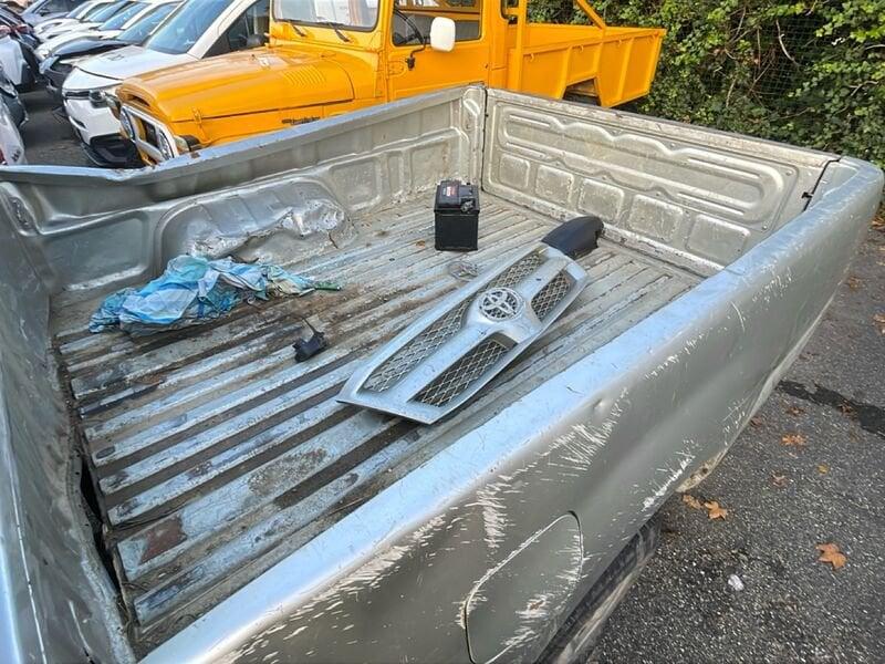 Toyota Hilux Hilux 2.5 D-4D 4WD 2p. Extra Cab DLX PER COMMERCIANTI