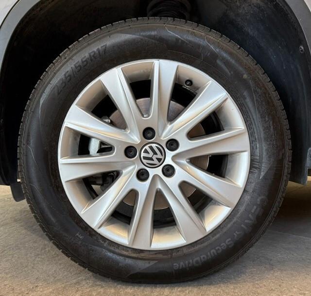 Volkswagen Tiguan 2.0 TDI DPF 4MOTION DSG Sport & Style