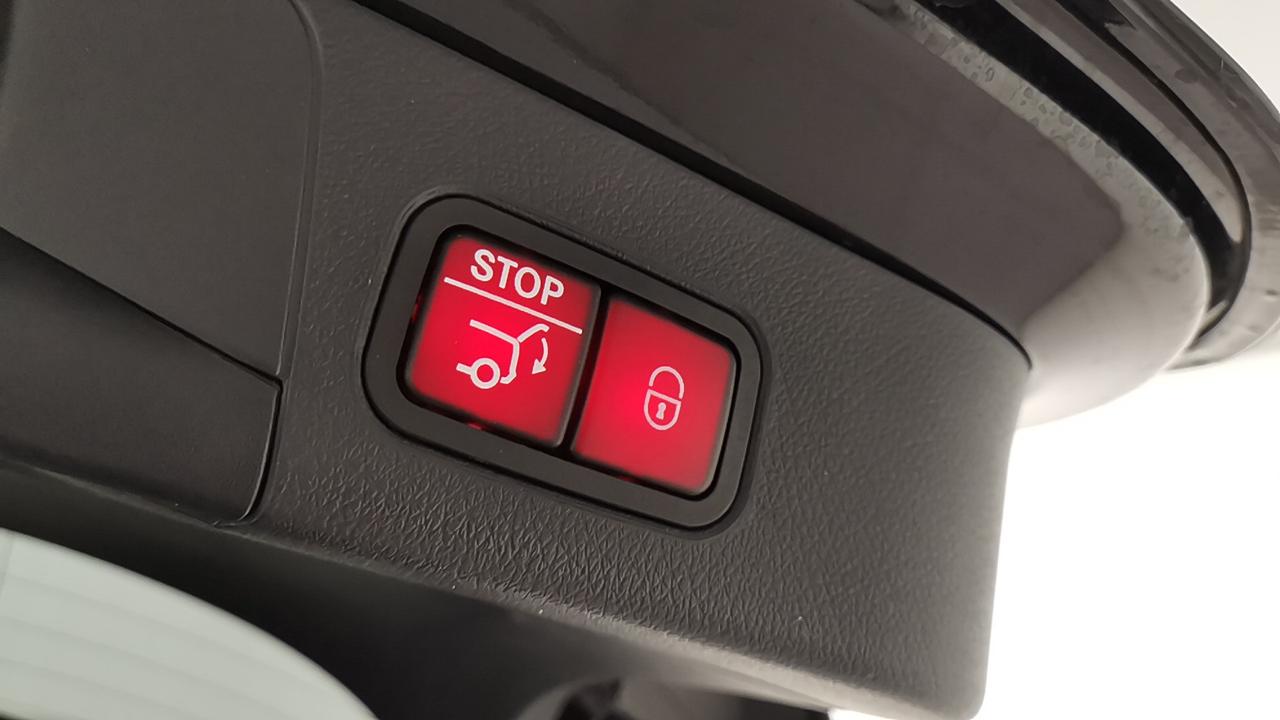 Mercedes-Benz Classe B - W247 2023 - B 250 e phev AMG Line Advanced Plus auto