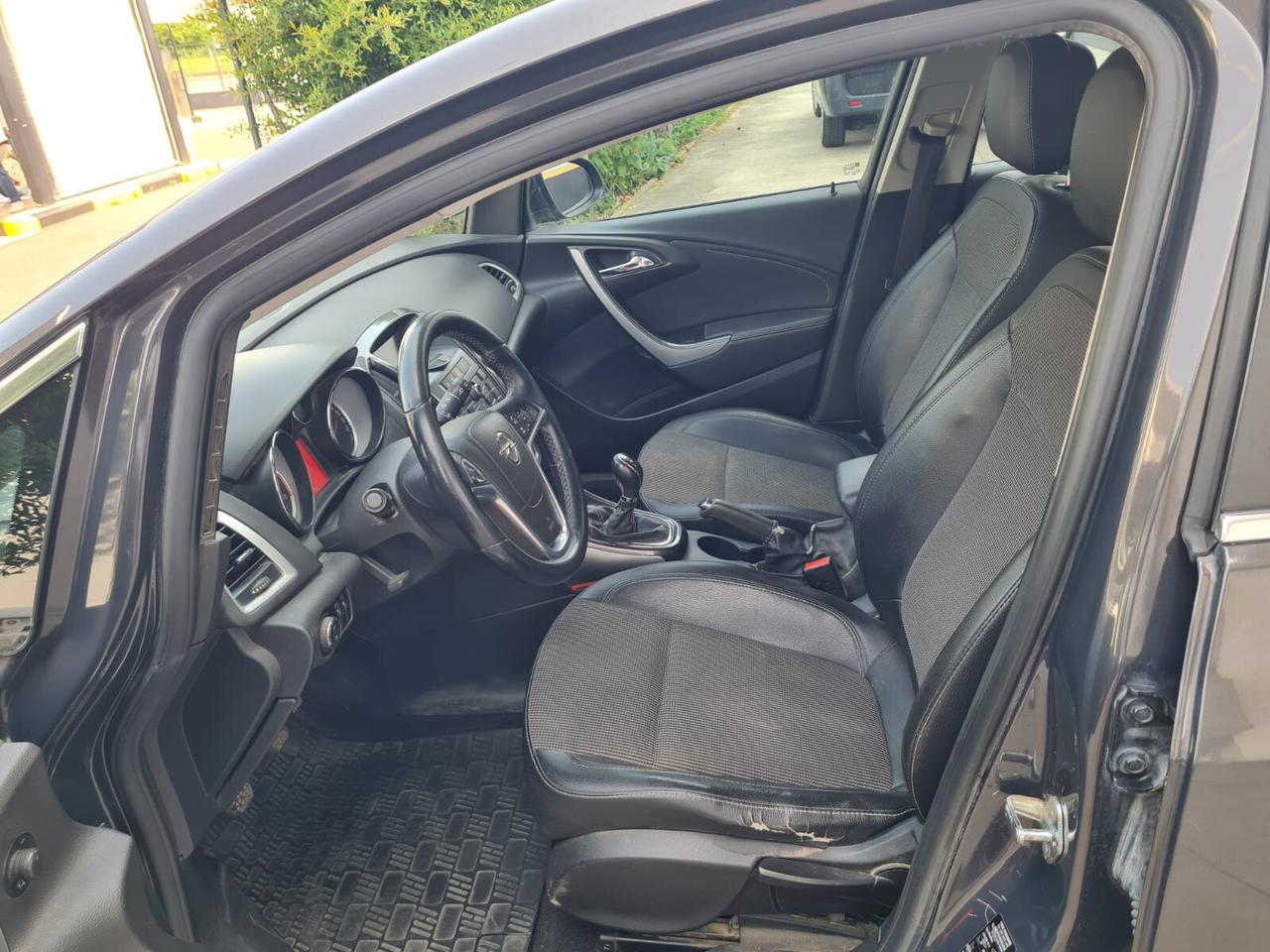 Opel Astra 1.7 CDTI PER COMMERCIANTI 110CV 5 porte Cosmo