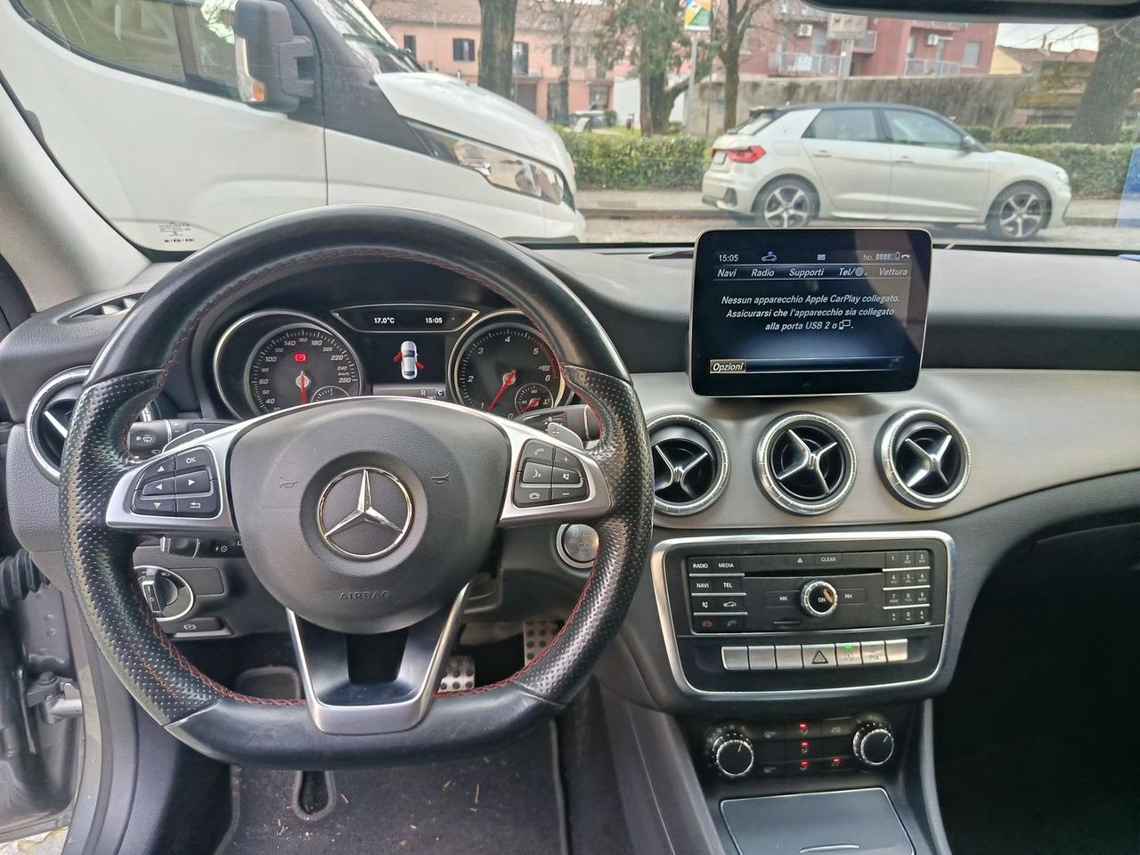 Mercedes-Benz CLA 200 Business Line CLA 200 #9325
