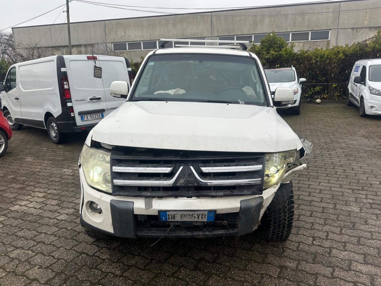 Mitsubishi Pajero 3.2 DI-D 16V 5p. Intense
