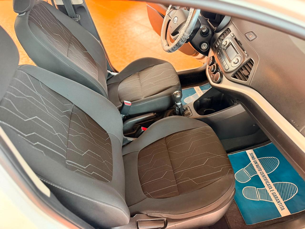 Kia Picanto 1.0 12V 5 porte Easy