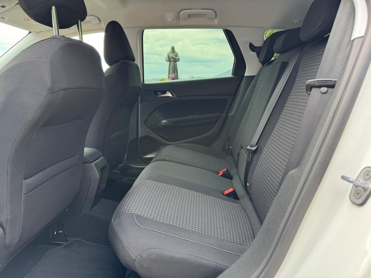 Peugeot 308 BlueHDi 130 S&S SW Business