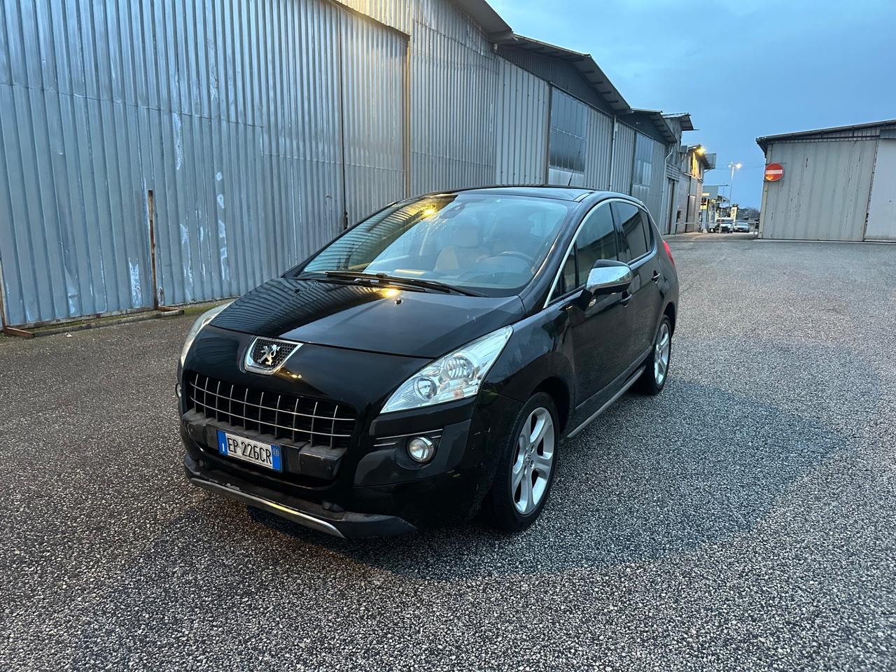 Peugeot 3008 1.6 HDi 115CV Business
