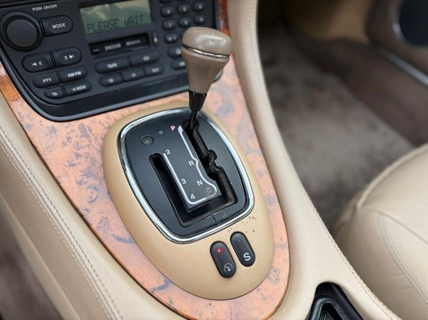 Jaguar XJ Daimler 4.0 cat Super Charged