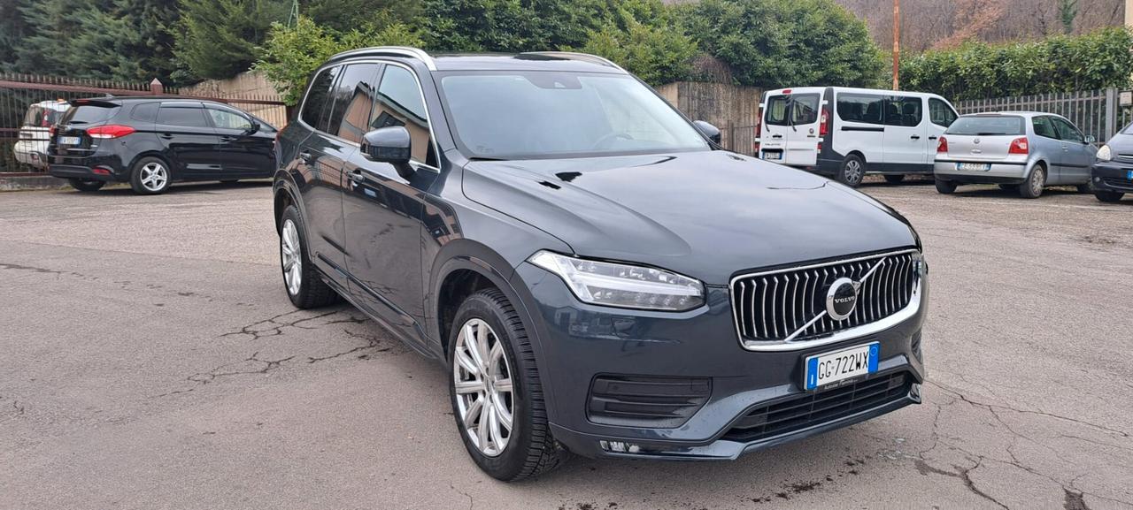 Volvo XC 90 XC90 B5 (d) AWD Geartronic 7 posti Momentum Pro