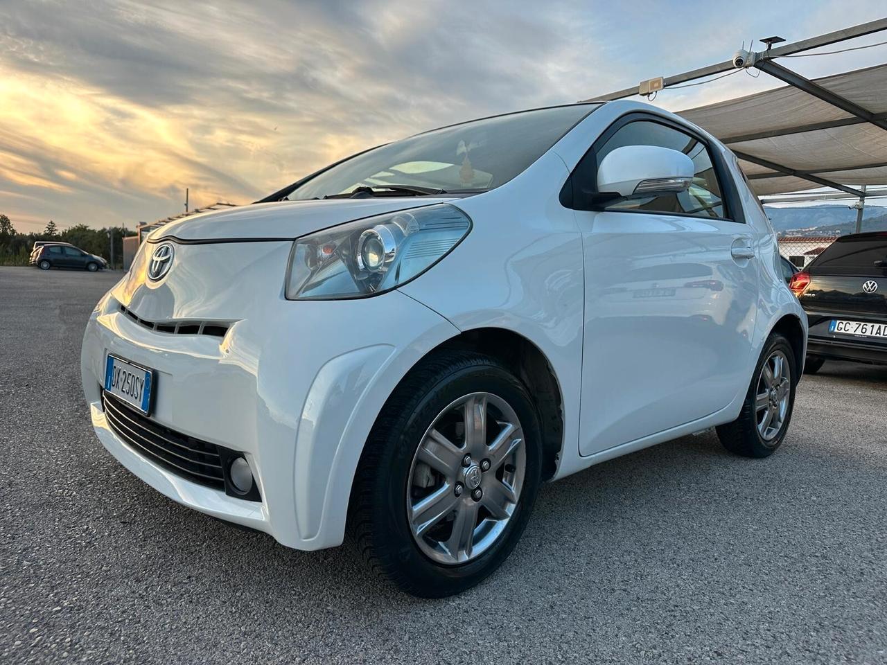 Toyota iQ 1.0 Benzina Automatica
