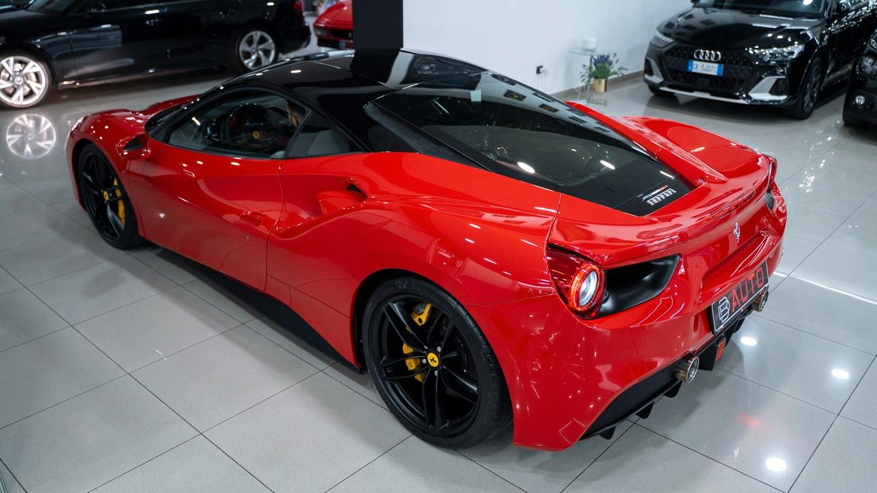 Ferrari 488 GTB 3.9 DCT FULL CARBON CARBOCERAMIC DISPLAY SEDIL