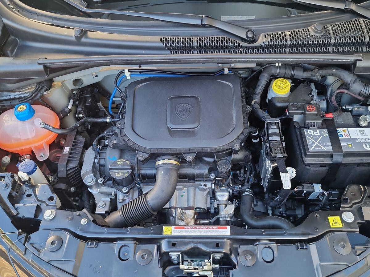LANCIA YPSILON 1.0 IBRIDO ORO