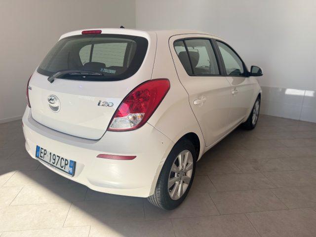 HYUNDAI i20 1.2 5p. Sound Edition