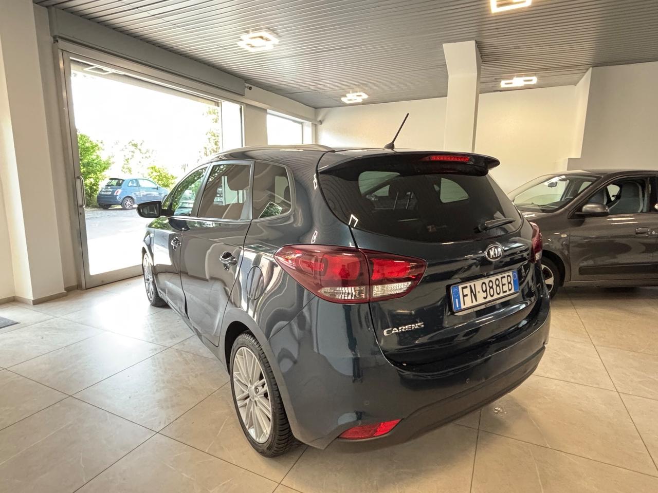 Kia Carens 1.6 GDI Cool