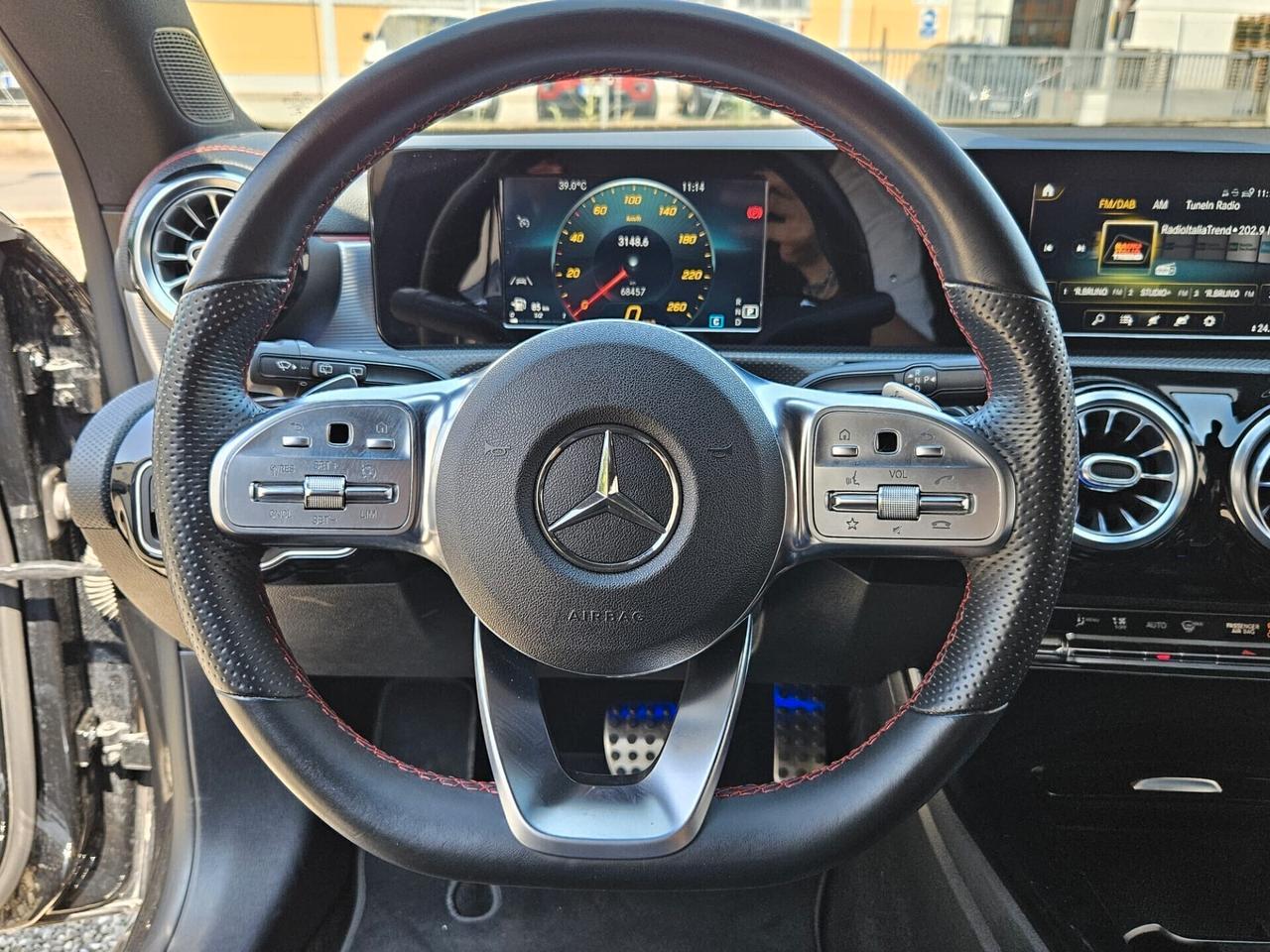 Mercedes-benz CLA 220 d Automatic 4Matic Shooting Brake Premium AMG
